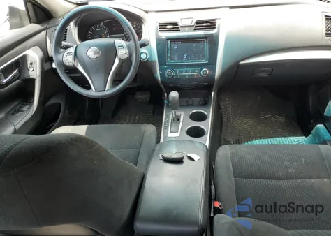 2015 Nissan Altima 2.5 from USA, damaged, VIN 1N4AL3AP2FN875302